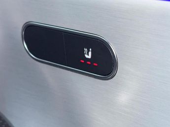 MERCEDES-BENZ CLA 1.3 CLA200h MHEV AMG Line (Premium) Coupe 7G-DCT Euro 6 (s/s) 4d