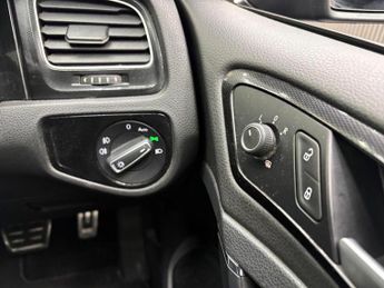 VOLKSWAGEN GOLF 2.0 TDI BlueMotion Tech GTD DSG Euro 6 (s/s) 5dr