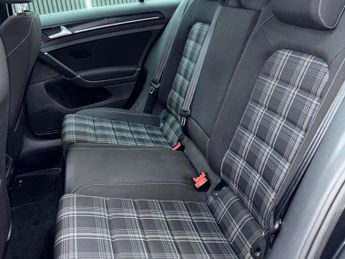 VOLKSWAGEN GOLF 2.0 TDI BlueMotion Tech GTD DSG Euro 6 (s/s) 5dr
