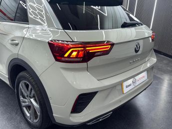 VOLKSWAGEN T-ROC 1.5 TSI R-Line DSG Euro 6 (s/s) 5dr