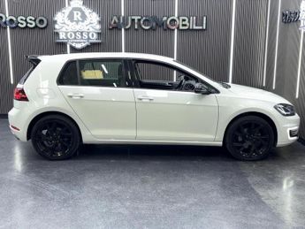 VOLKSWAGEN GOLF 35.8kWh e-Golf Auto 5dr