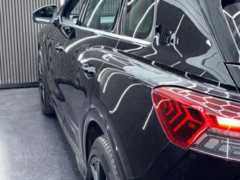 AUDI Q4 E-TRON 45 Sport Auto 5dr 82kWh