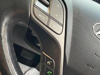 HYUNDAI SANTA FE 2.2 CRDi Premium SE Auto 4WD Euro 5 5dr (7 seat)