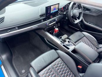 AUDI A4 AVANT 2.0 TFSI 35 Black Edition S Tronic Euro 6 (s/s) 5dr