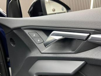 AUDI A3 1.5 TFSI 35 S line S Tronic Euro 6 (s/s) 4dr