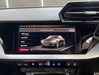 AUDI A3 1.5 TFSI 35 S line S Tronic Euro 6 (s/s) 4dr
