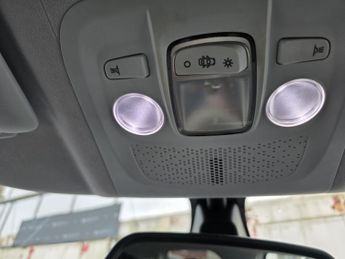 PEUGEOT 2008 1.6 e-HDi Allure