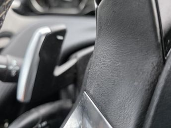 PEUGEOT 2008 1.6 e-HDi Allure