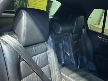 VOLKSWAGEN GOLF 2.0 TSI GTI