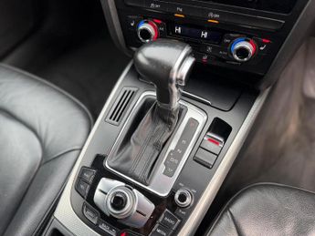 AUDI A4 2.0 TDI SE Technik Multitronic Euro 5 (s/s) 4dr