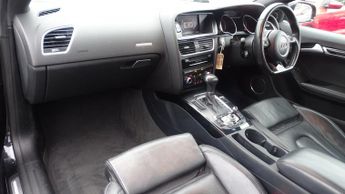 AUDI A5 2.0 TDI Black Edition