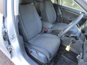 VOLKSWAGEN GOLF 1.6 TDI SE - 3 Months Warranty - AA Approved Dealer