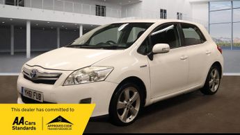 Toyota Auris 1.8 VVT-h T4