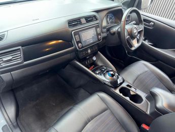 NISSAN LEAF 39kWh N-Connecta Auto 5dr