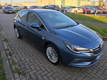 Vauxhall Astra 1.6 CDTi BlueInjection Elite Nav