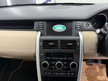 LAND ROVER DISCOVERY SPORT 2.0 TD4 HSE Auto 4WD Euro 6 (s/s) 5dr