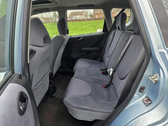 HONDA JAZZ 1.4 i-DSI SE CVT-7 5dr