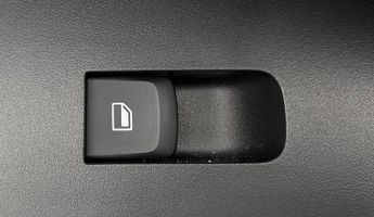 MG MG ZS 72.6kWh SE Long Range Auto 5dr