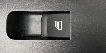 MG MG ZS 72.6kWh SE Long Range Auto 5dr