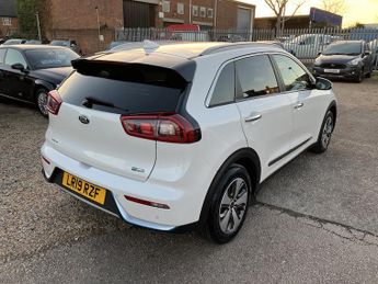 KIA NIRO 1.6 GDi 8.9kWh 3