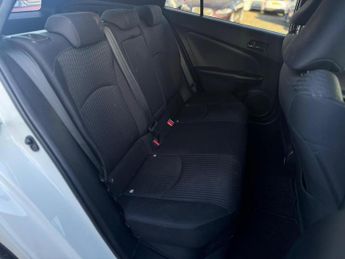 TOYOTA PRIUS 1.8 VVT-h Active Hatchback 5dr Petrol Hybrid CVT Euro 6 (s/s) (1