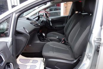 FORD FIESTA 1.0 T EcoBoost Zetec