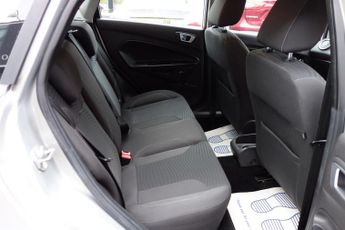 FORD FIESTA 1.0 T EcoBoost Zetec