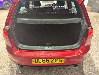 VOLKSWAGEN GOLF 2.0 TSI BlueMotion Tech GTI