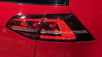 VOLKSWAGEN GOLF 2.0 TSI BlueMotion Tech GTI