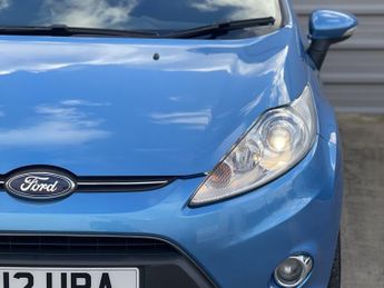 FORD FIESTA 1.4 Titanium