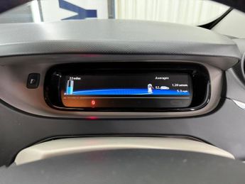 RENAULT ZOE 22kWh Dynamique Nav Auto 5dr (Battery Lease)