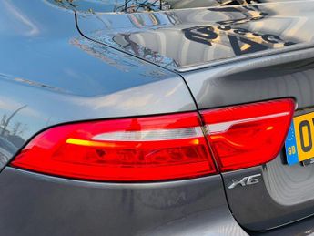 JAGUAR XE 2.0d R-Sport Auto Euro 6 (s/s) 4dr