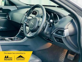 JAGUAR XE 2.0d R-Sport Auto Euro 6 (s/s) 4dr