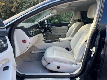 MERCEDES-BENZ CLS 3.0 CLS350d V6 AMG Line