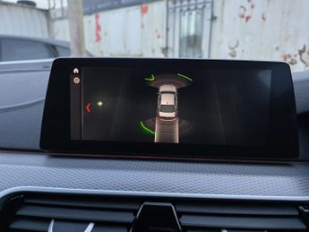 BMW 5 SERIES 2.0 520d xDrive M Sport Saloon