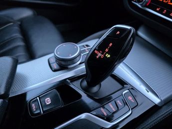 BMW 5 SERIES 2.0 520d xDrive M Sport Saloon