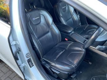 VOLVO V40 1.6 D2 R-Design Lux Powershift Euro 5 (s/s) 5dr