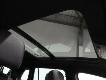 VOLKSWAGEN TIGUAN 2.0 TDI R-Line DSG Euro 6 (s/s) 5dr