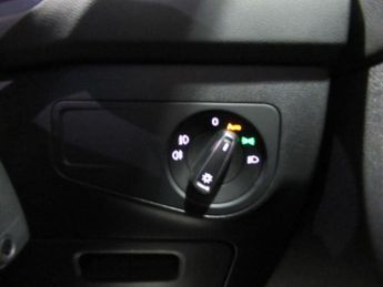 VOLKSWAGEN TIGUAN 2.0 TDI R-Line DSG Euro 6 (s/s) 5dr