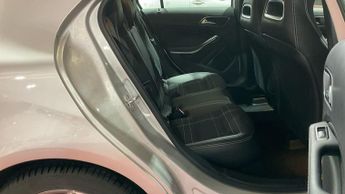 MERCEDES-BENZ A CLASS 1.5 A180 CDI Sport