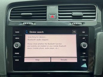 VOLKSWAGEN GOLF 1.6 TDI SE Nav DSG Euro 6 (s/s) 5dr