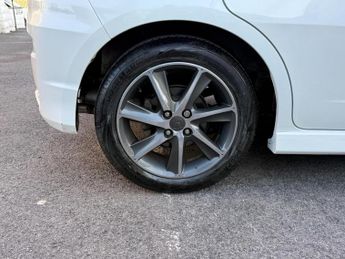 HONDA JAZZ 1.4 i-VTEC Si Euro 5 5dr