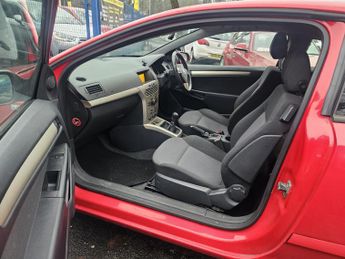 VAUXHALL ASTRA 1.4 i 16v Breeze Plus
