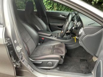 MERCEDES-BENZ GLA CLASS 2.1 GLA220d AMG Line 7G-DCT 4MATIC Euro 6 (s/s) 5dr