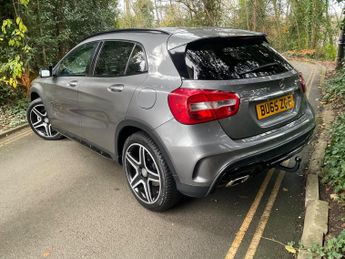 MERCEDES-BENZ GLA 2.1 GLA220d AMG Line 7G-DCT 4MATIC Euro 6 (s/s) 5dr