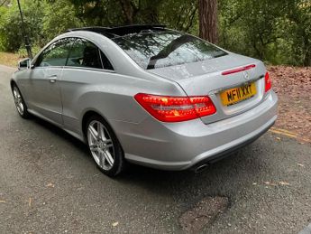 MERCEDES-BENZ E CLASS 2.1 E220 CDI BlueEfficiency Sport Tiptronic Euro 5 2dr