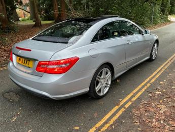 MERCEDES-BENZ E CLASS 2.1 E220 CDI BlueEfficiency Sport Tiptronic Euro 5 2dr