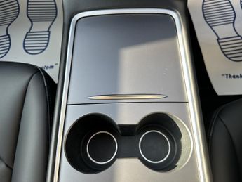 TESLA MODEL 3 (Dual Motor) Long Range