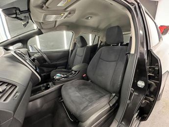 NISSAN LEAF 30kWh Black Edition Auto 5dr