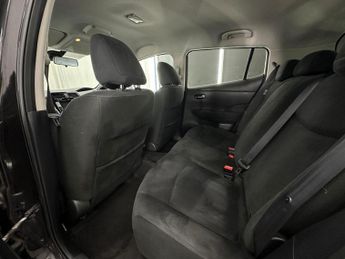 NISSAN LEAF 30kWh Black Edition Auto 5dr